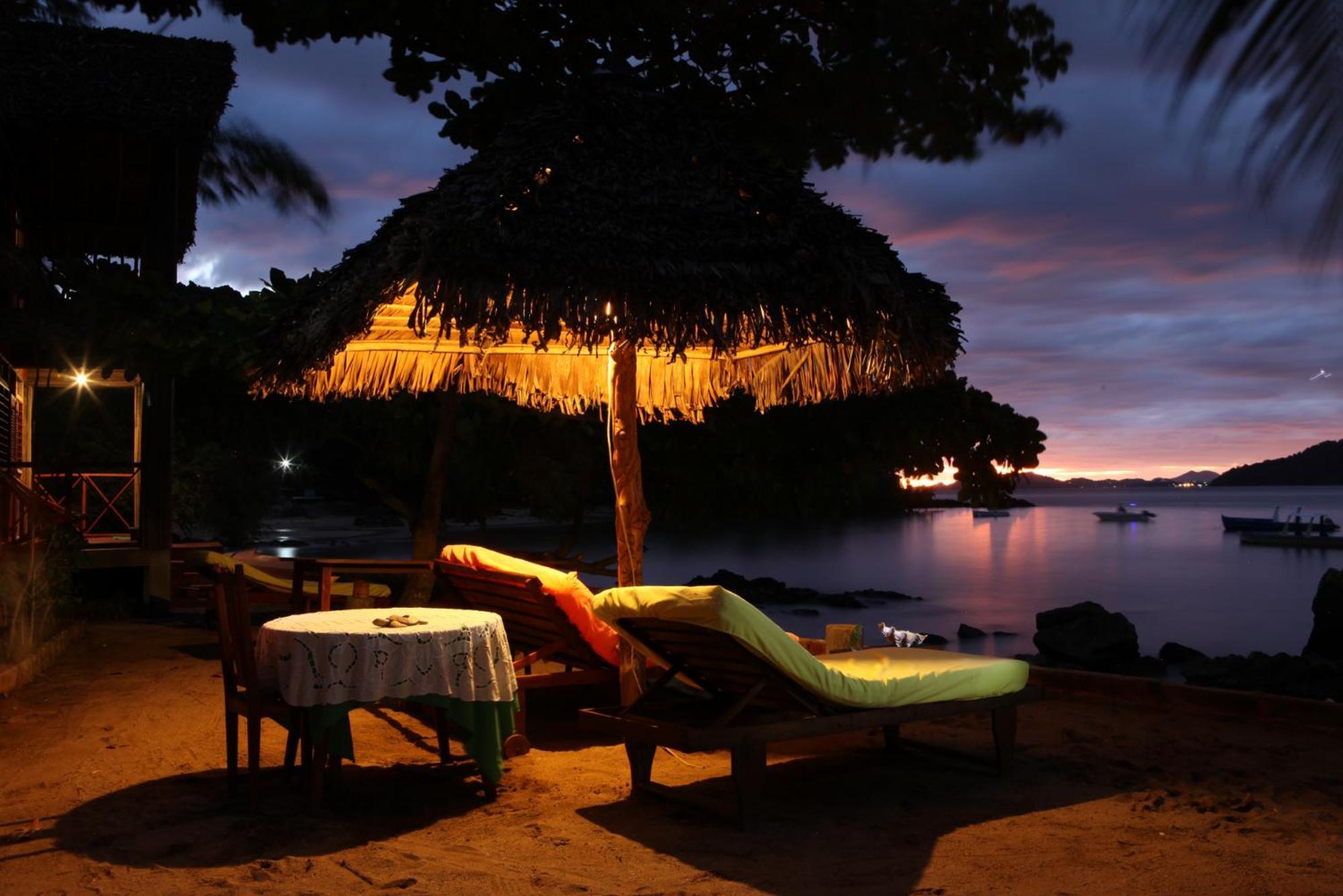 Floraly Komba Hotel - Nosy Komba Экстерьер фото